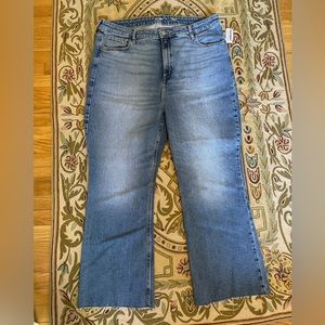 NWT Old Navy Higher High Rise Flare, 18